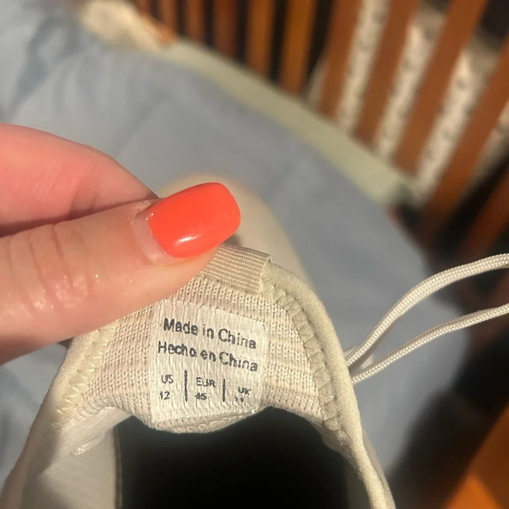 NWT Women’s Size 12 Madden M-Kelleb Ortholite Shoes